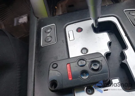 2005 Acura Rl 3.5 from USA, damaged, VIN JH4KB16585C016964